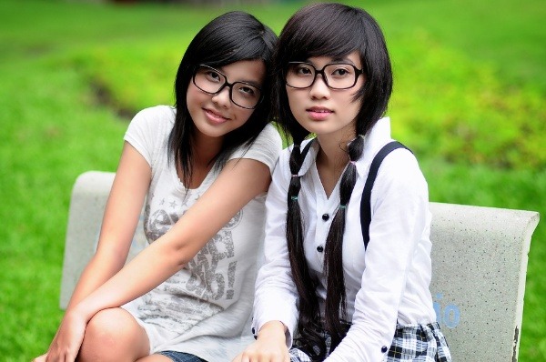 asian girls with glasses